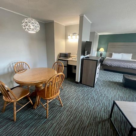 Countryside Inn & Suites Omaha East-Council Bluffs Ia Habitación foto