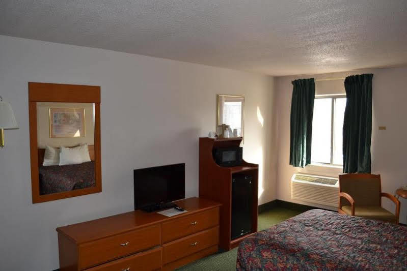 Countryside Inn & Suites Omaha East-Council Bluffs Ia Exterior foto